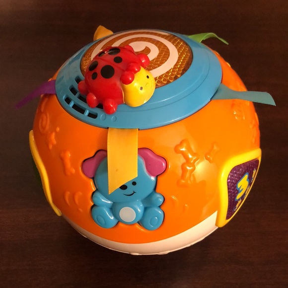 VTech Move and Crawl Ball - Picture 3 of 6